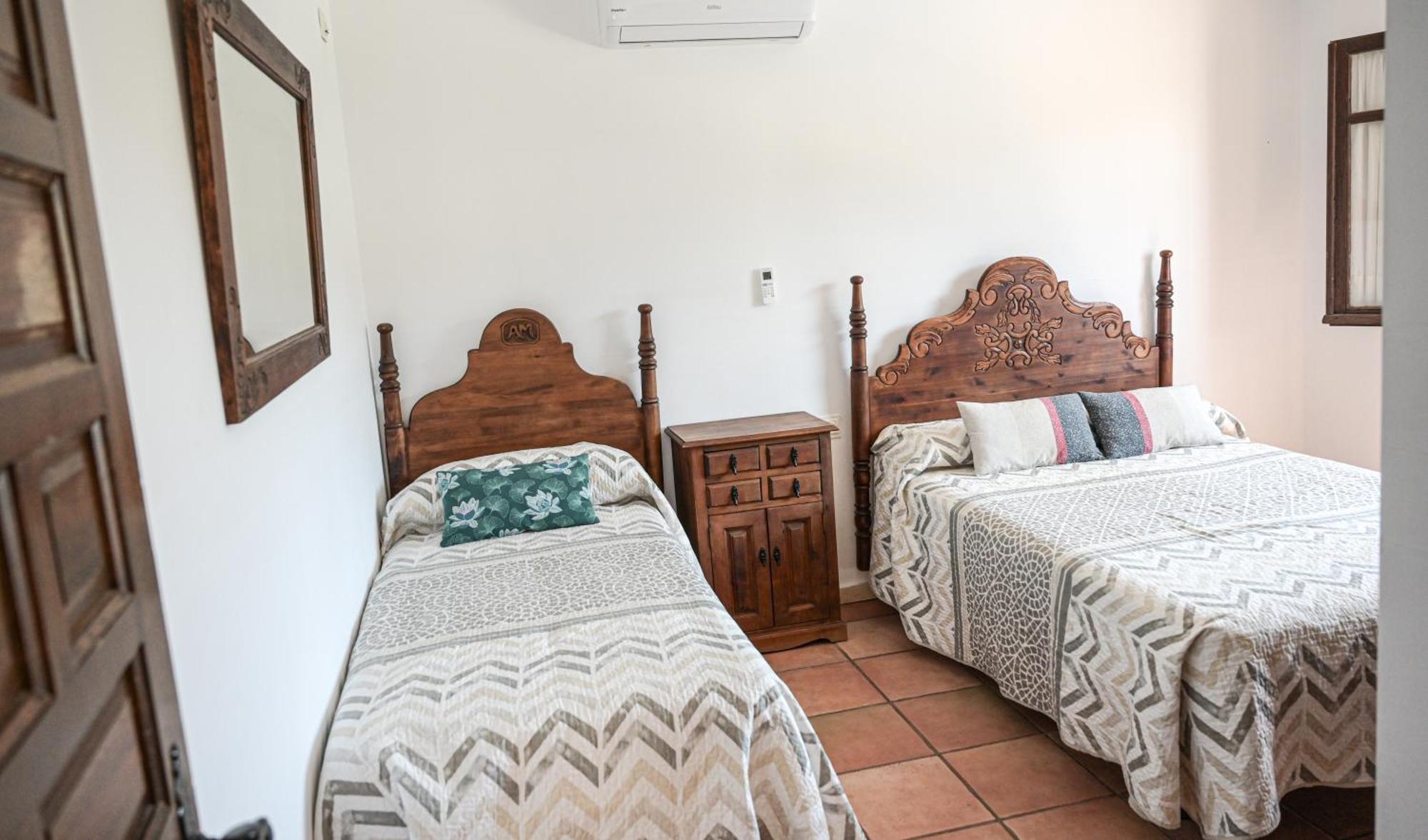 Holiday home Amplia Con Precioso Jardin Cerca De Capital. *